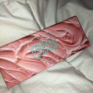 Urban Decay Kristen Leanne daydream palette